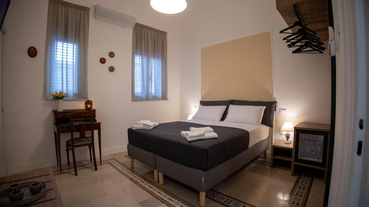 Petrarca Suite Палермо Екстер'єр фото